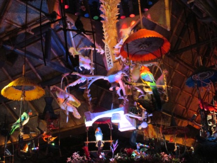 Disney World Magic Kingdom Enchanted Tiki Room